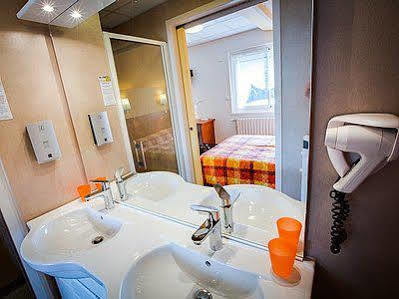 Logis Belle Vue Hotel 3*